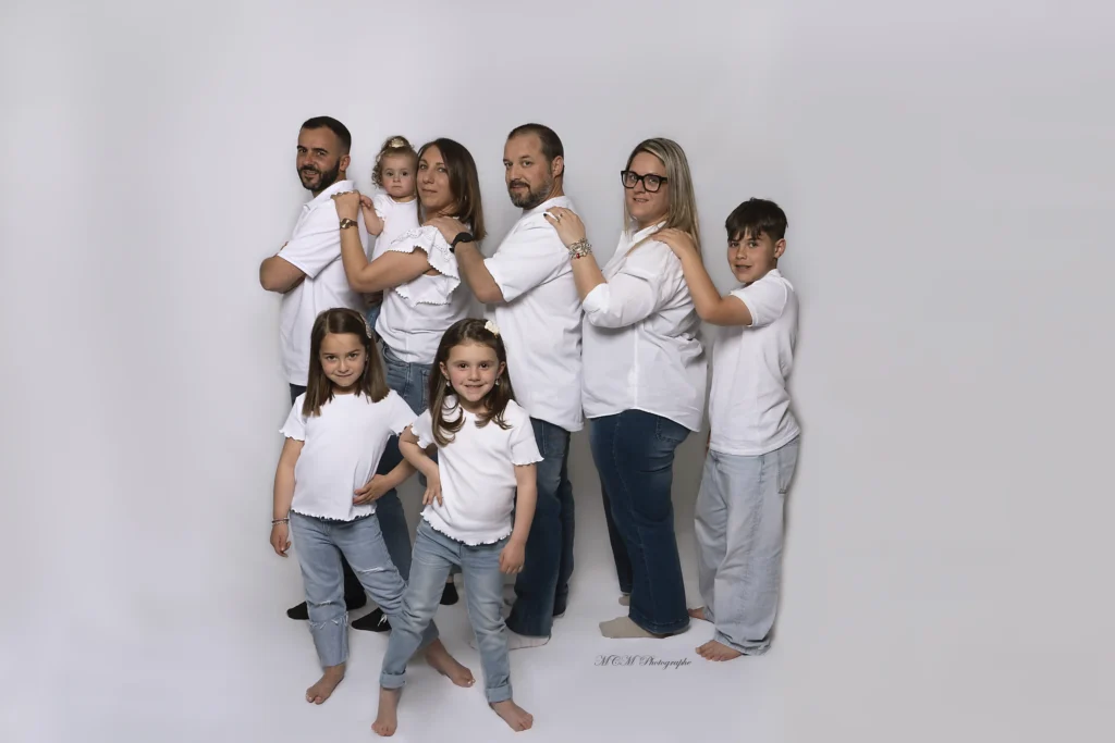 Photographe-famille-Pays Basque Caroline Lafargue photographe spécialisée dans la maternité et la famille au Pays Basque et sud Landes